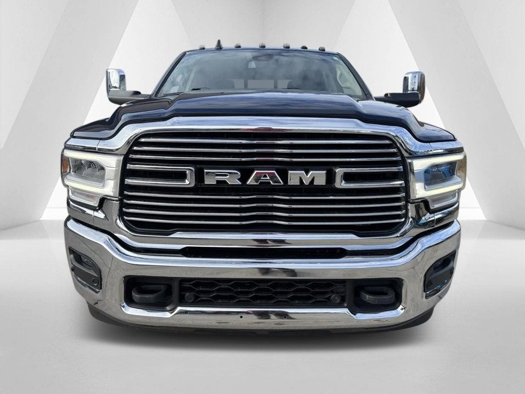 2022 RAM 3500 Laramie Crew Cab 4x4 6'4' Box