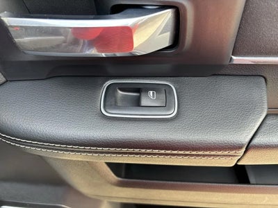 2022 RAM 3500 Laramie Crew Cab 4x4 6'4' Box