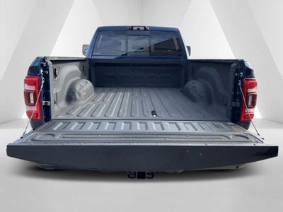 2022 RAM 3500 Laramie Crew Cab 4x4 6'4' Box