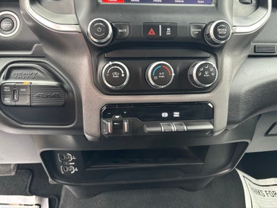 2023 RAM 3500 Big Horn Crew Cab 4x4 8' Box