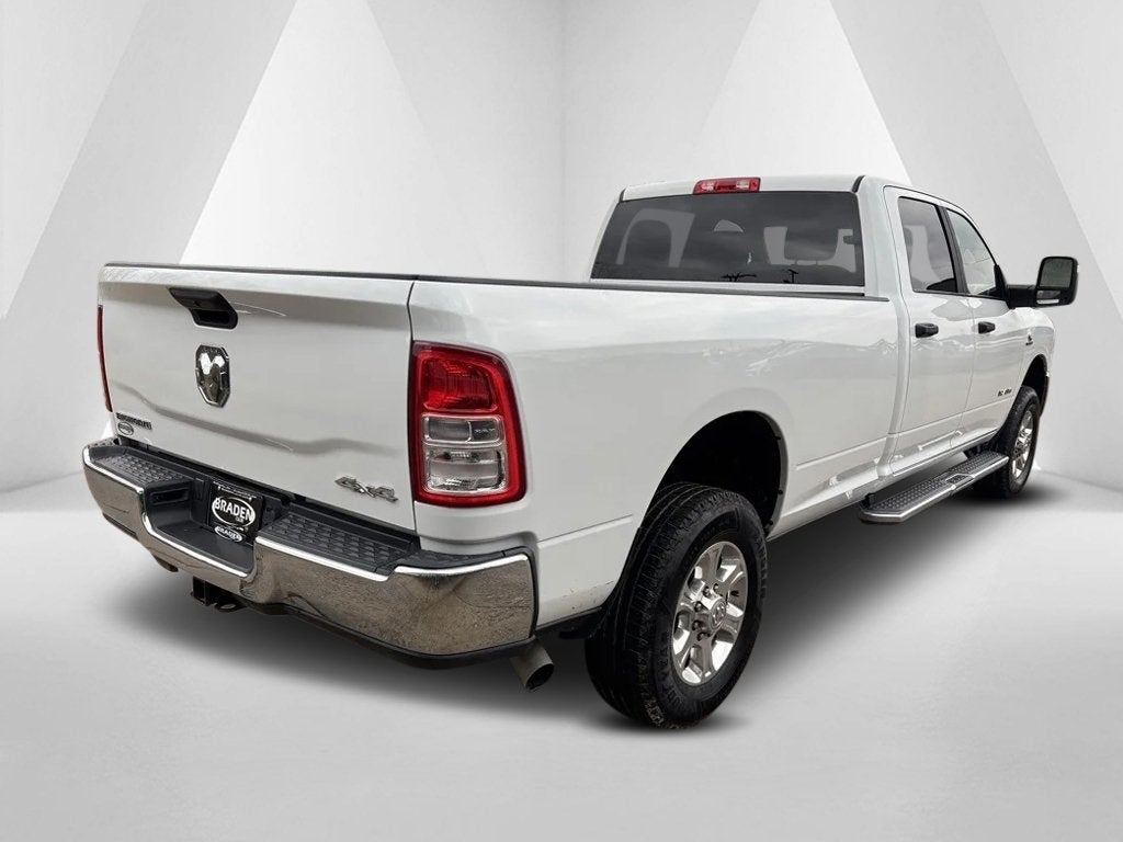 2023 RAM 3500 Big Horn Crew Cab 4x4 8' Box
