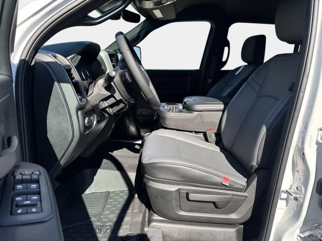 2026 RAM Ram 2500 RAM 2500 TRADESMAN CREW CAB 4X4 8' BOX