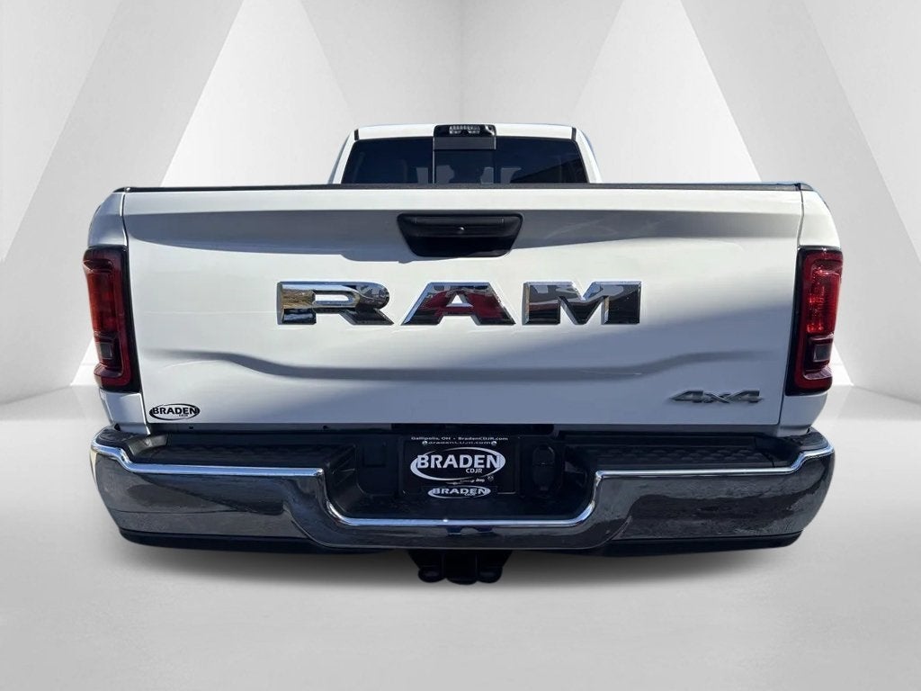 2026 RAM Ram 3500 RAM 3500 TRADESMAN CREW CAB 4X4 8' BOX