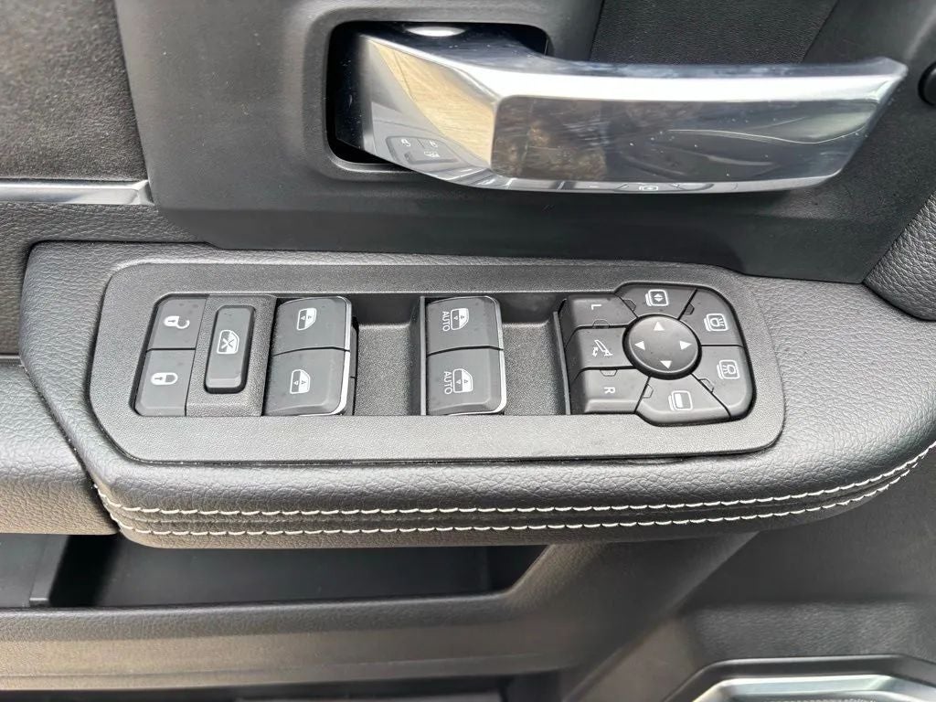 2026 RAM Ram 3500 RAM 3500 LARAMIE MEGA CAB 4X4 6'4' BOX