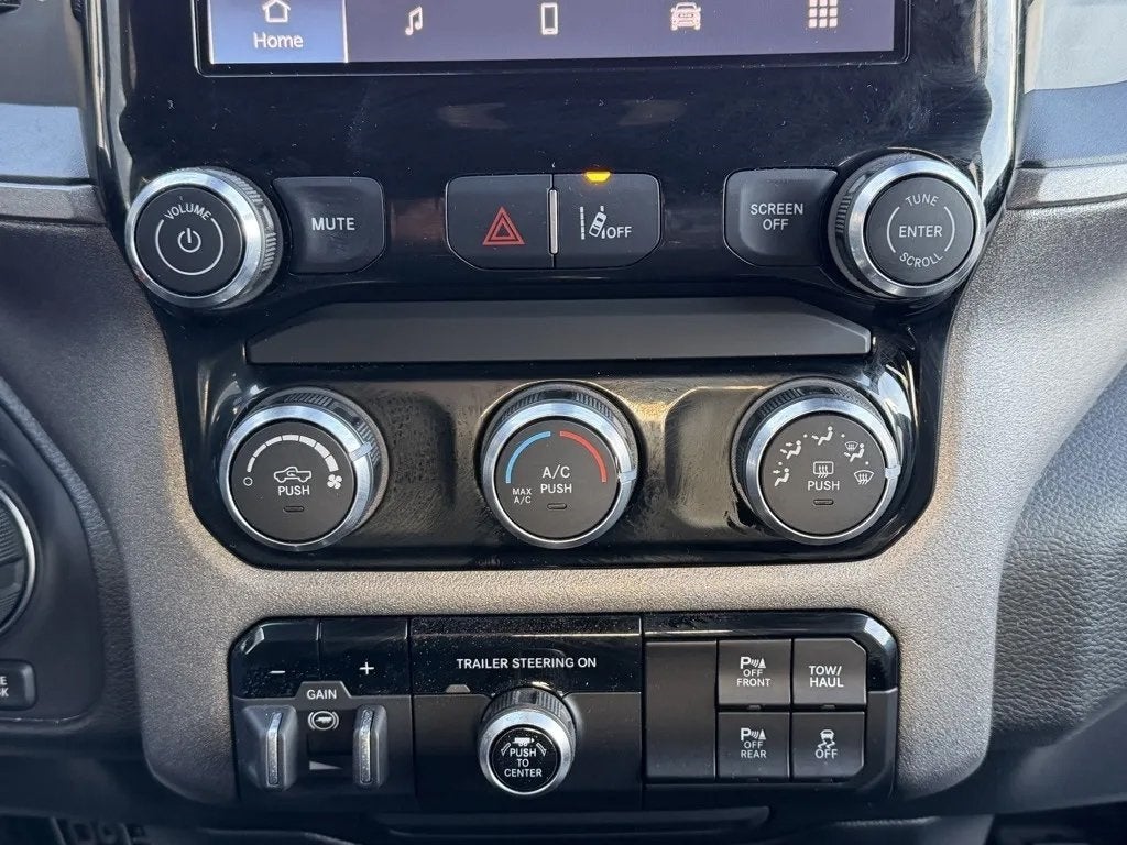 2026 RAM Ram 1500 RAM 1500 WARLOCK CREW CAB 4X4 5'7' BOX