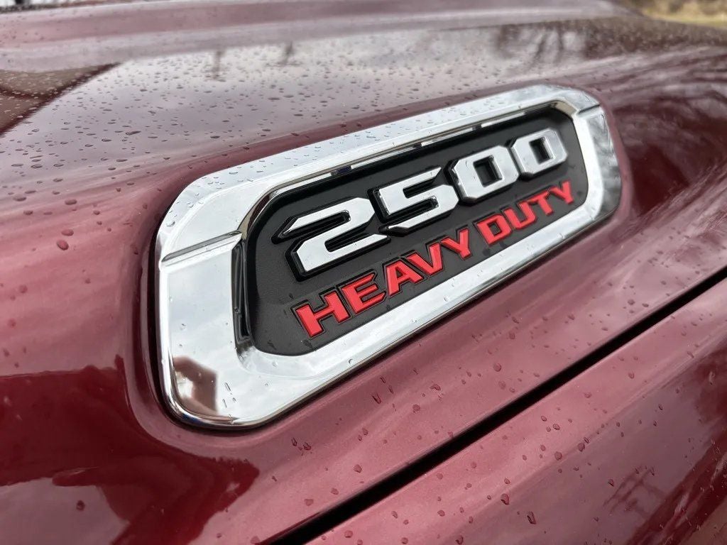 2022 RAM 2500 Tradesman Crew Cab 4x4 6'4' Box