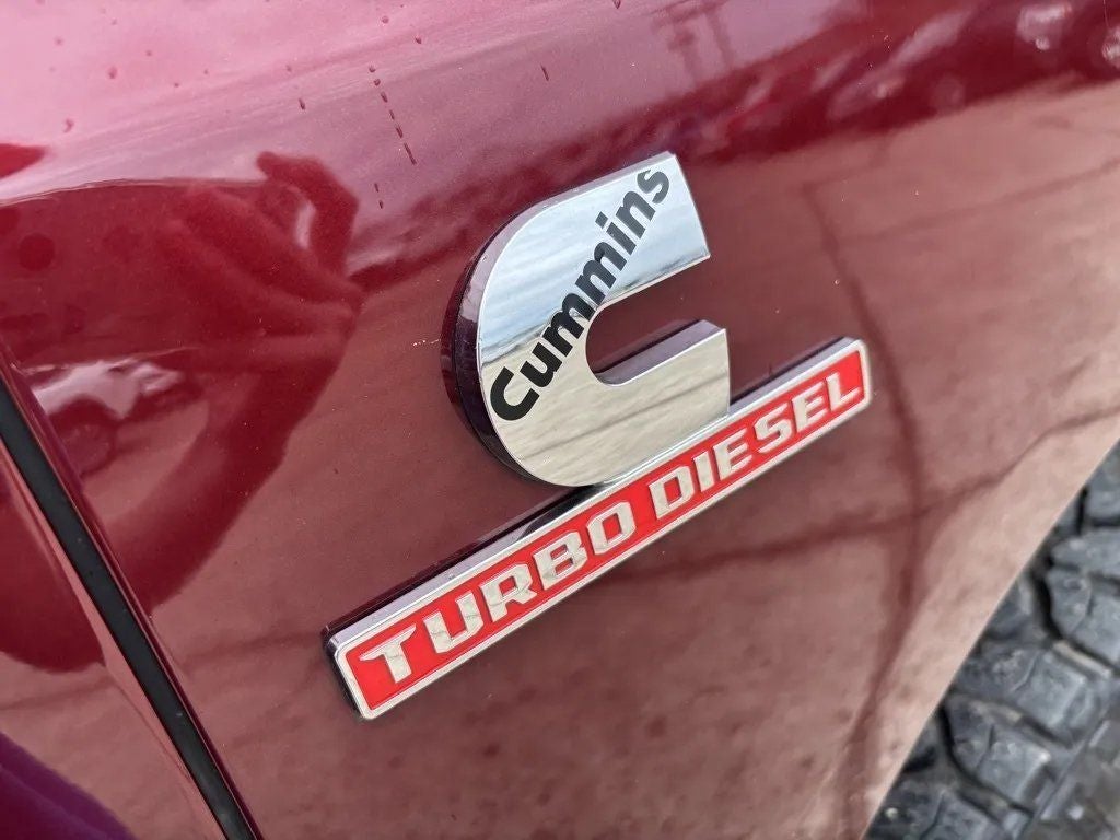 2022 RAM 2500 Tradesman Crew Cab 4x4 6'4' Box