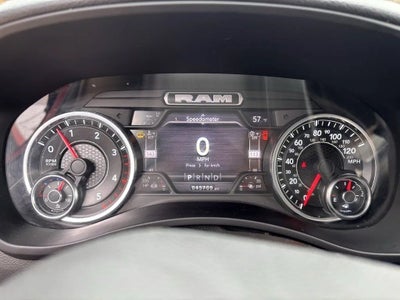 2022 RAM 2500 Tradesman Crew Cab 4x4 6'4' Box