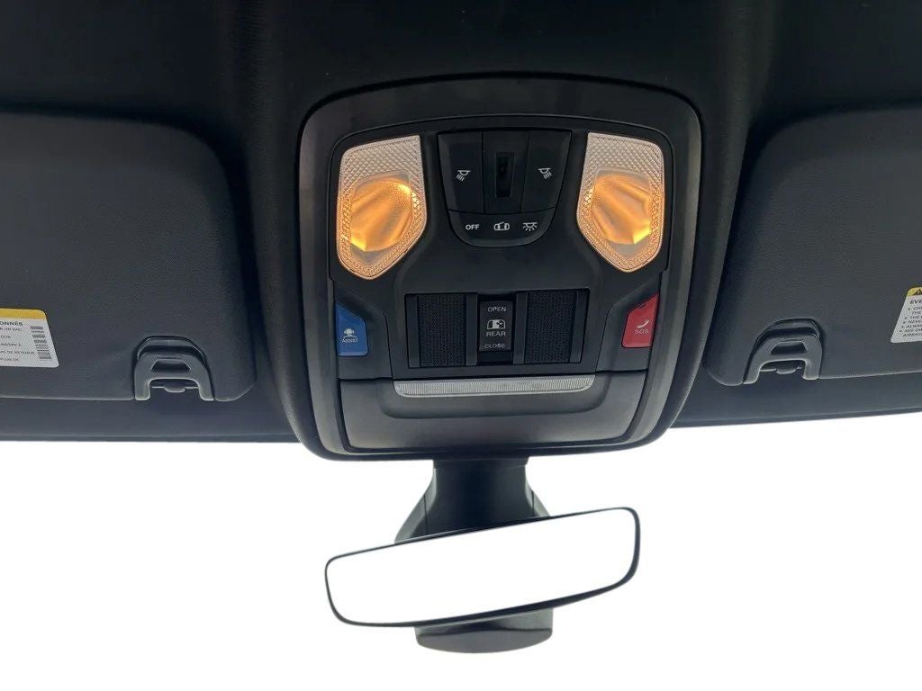 2022 RAM 2500 Tradesman Crew Cab 4x4 6'4' Box