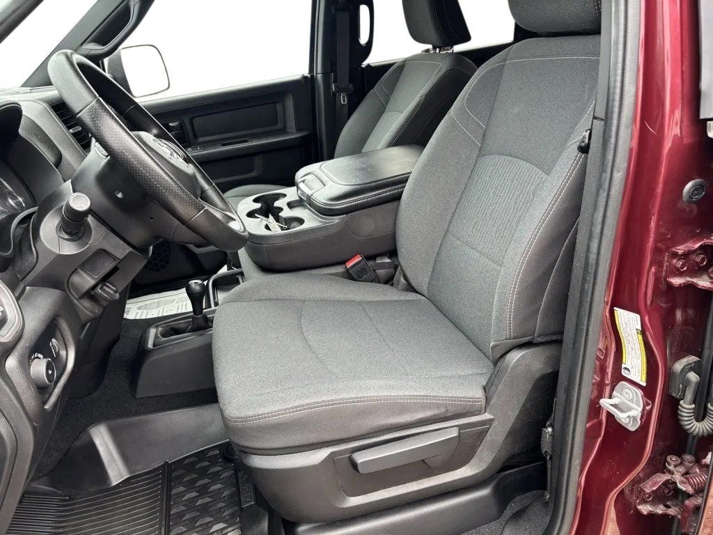 2022 RAM 2500 Tradesman Crew Cab 4x4 6'4' Box