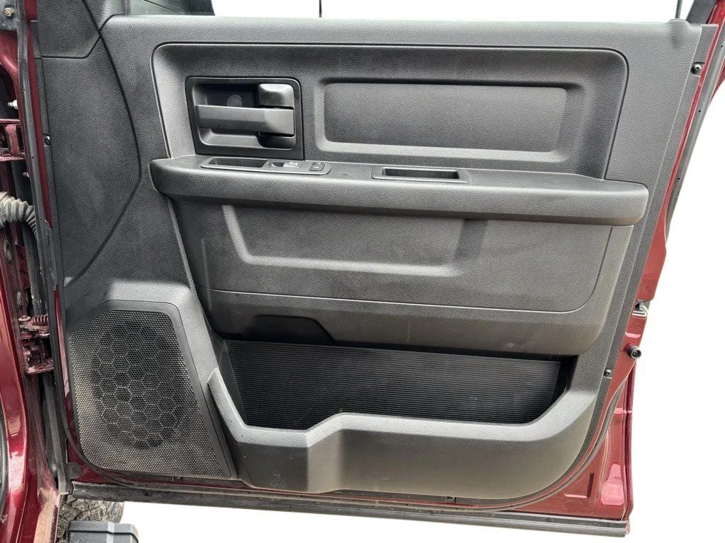 2022 RAM 2500 Tradesman Crew Cab 4x4 6'4' Box