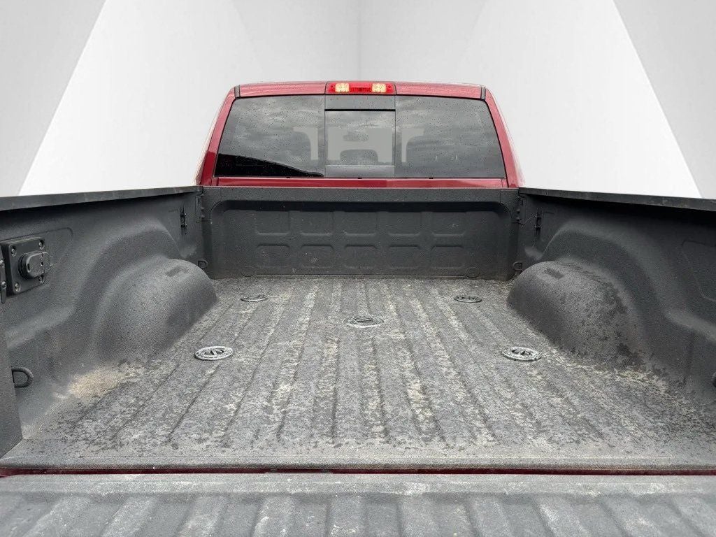 2022 RAM 2500 Tradesman Crew Cab 4x4 6'4' Box