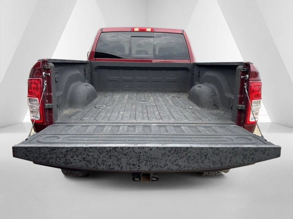2022 RAM 2500 Tradesman Crew Cab 4x4 6'4' Box
