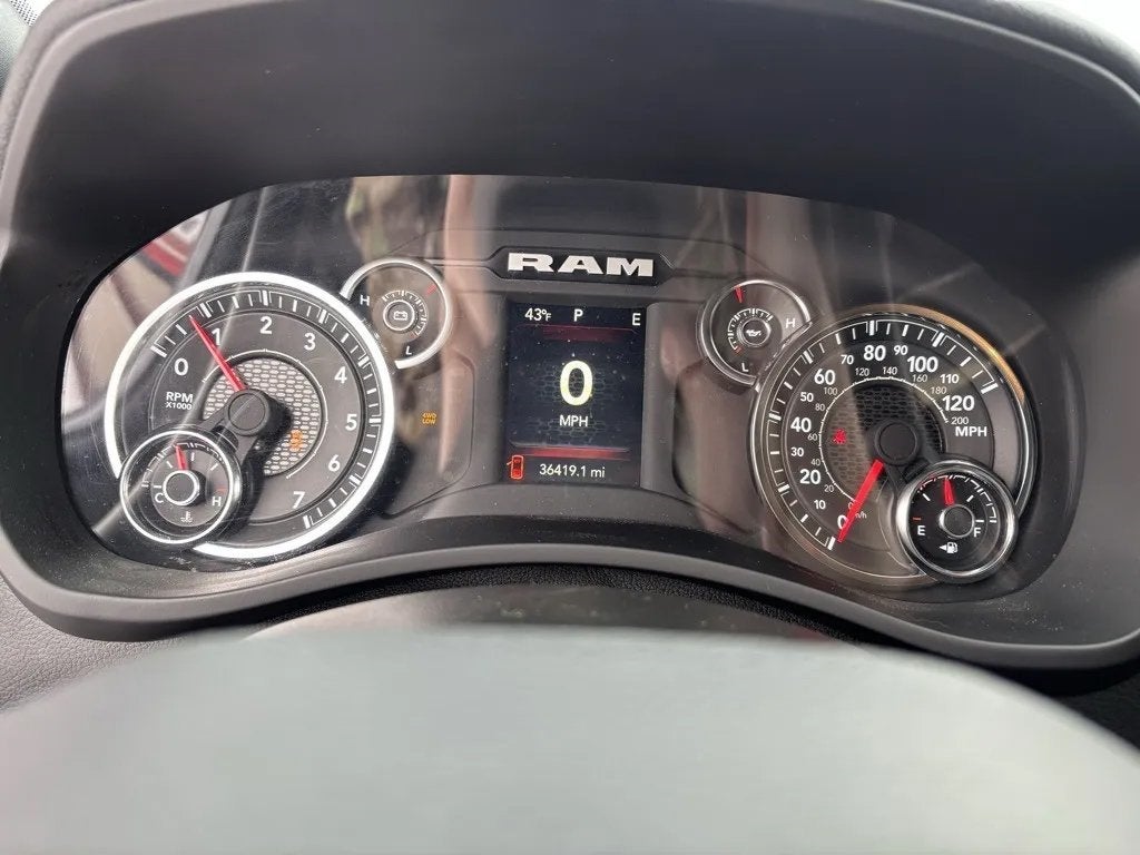 2024 RAM 2500 Big Horn Crew Cab 4x4 6'4' Box