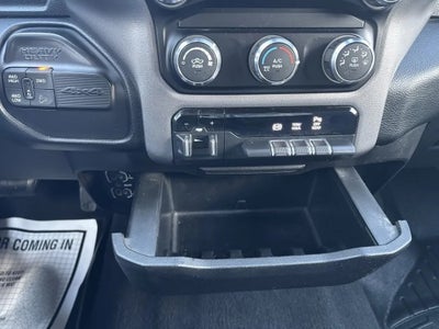 2019 RAM 2500 Big Horn Crew Cab 4x4 6'4' Box