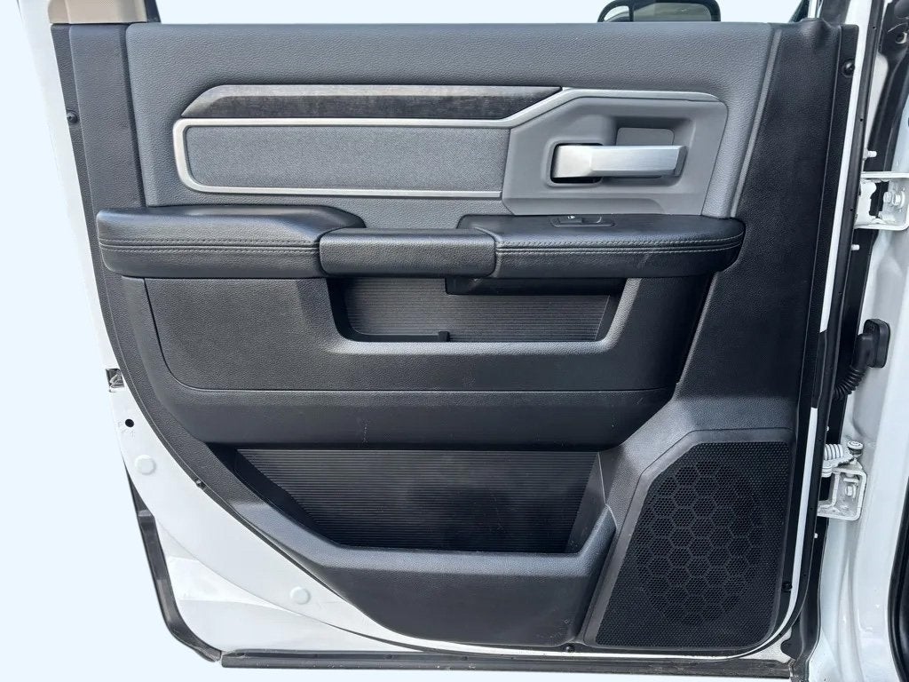 2019 RAM 2500 Big Horn Crew Cab 4x4 6'4' Box