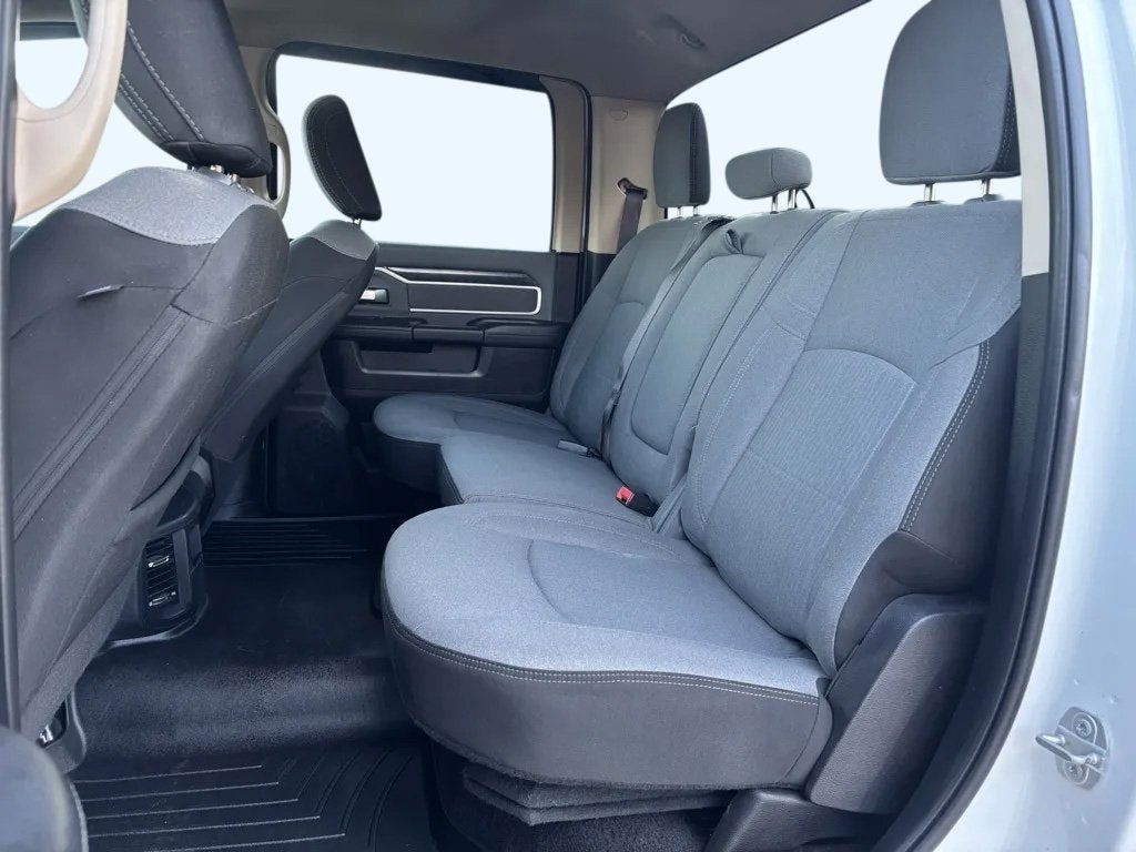 2019 RAM 2500 Big Horn Crew Cab 4x4 6'4' Box