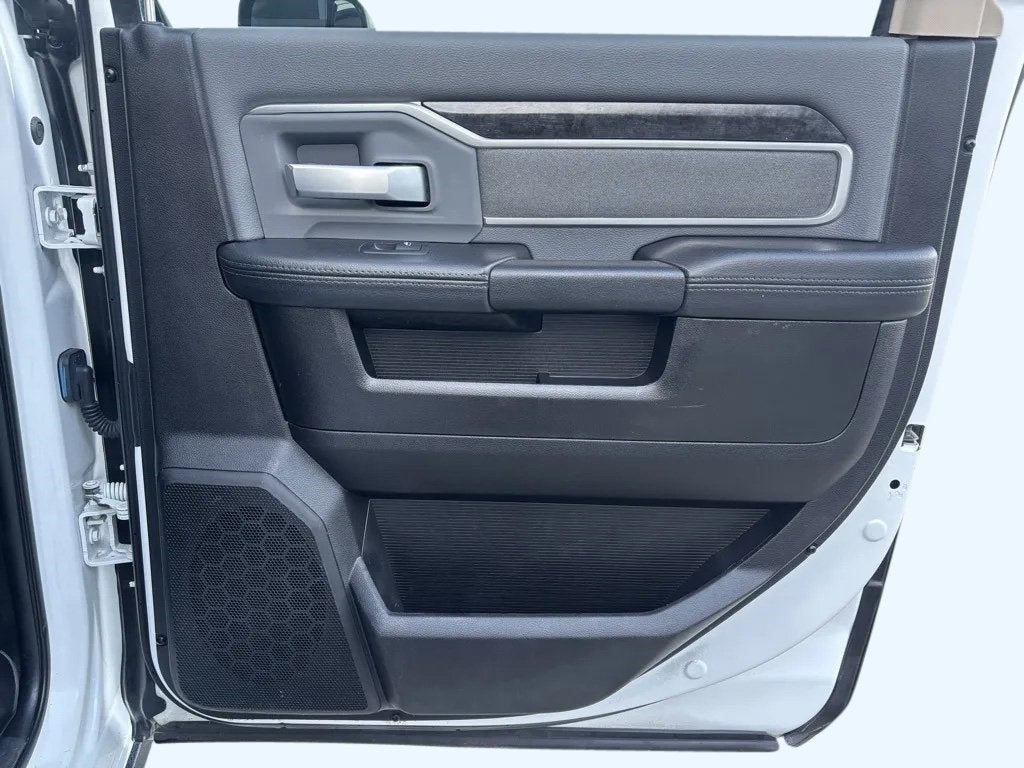 2019 RAM 2500 Big Horn Crew Cab 4x4 6'4' Box