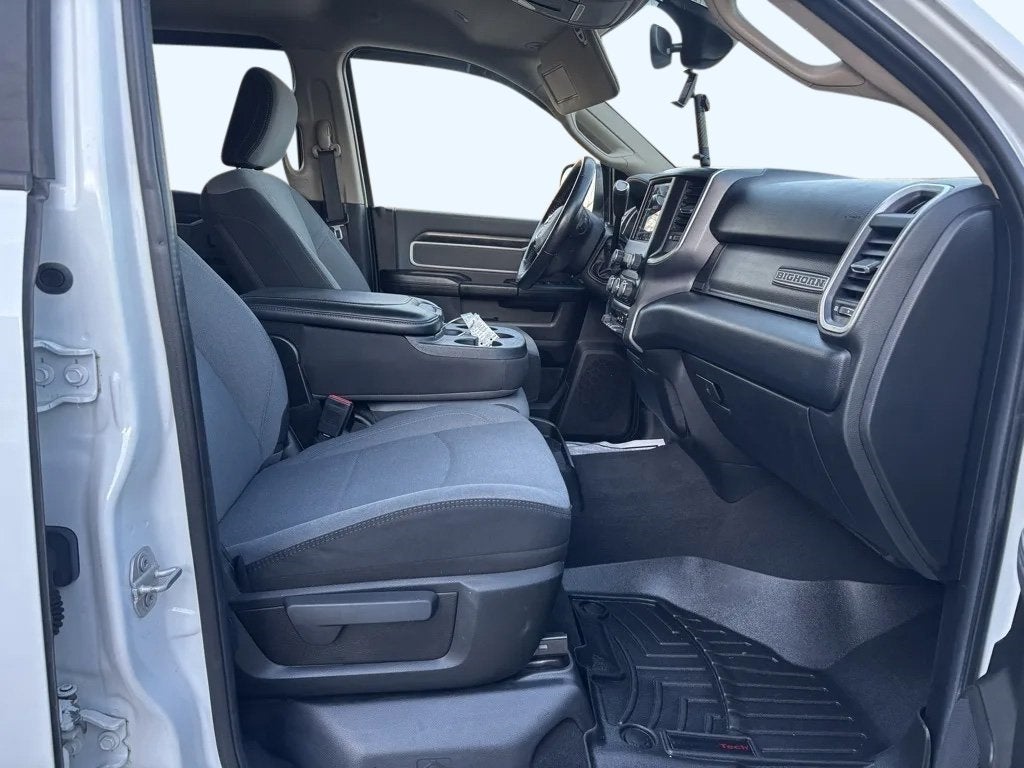 2019 RAM 2500 Big Horn Crew Cab 4x4 6'4' Box