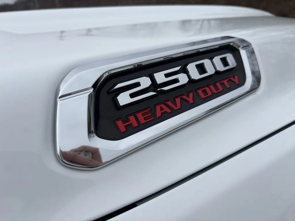 2022 RAM 2500 Laramie Crew Cab 4x4 6'4' Box