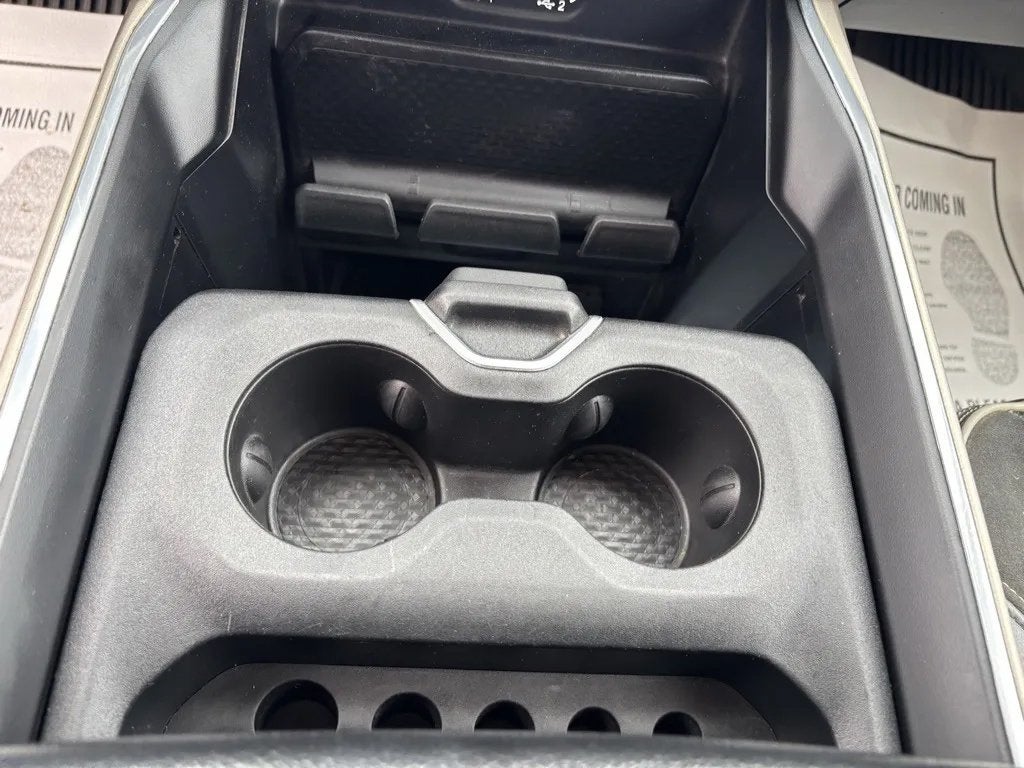 2022 RAM 2500 Laramie Crew Cab 4x4 6'4' Box