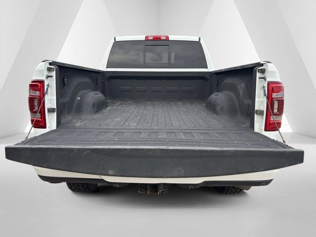 2022 RAM 2500 Laramie Crew Cab 4x4 6'4' Box