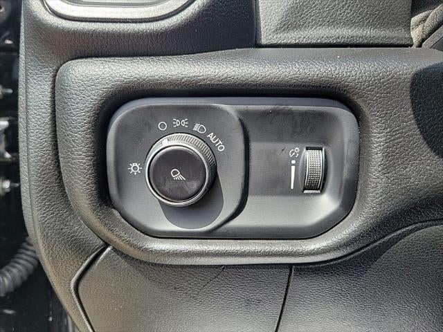 2023 RAM 2500 Tradesman Crew Cab 4x4 8' Box