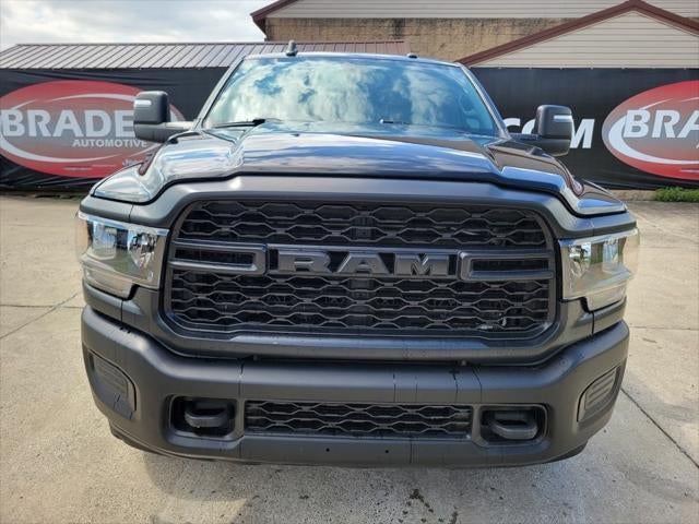 2023 RAM 2500 Tradesman Crew Cab 4x4 8' Box
