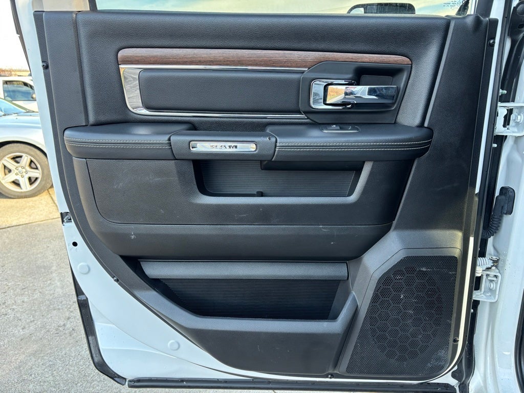 2018 RAM 2500 Laramie Mega Cab 4x4 6'4' Box