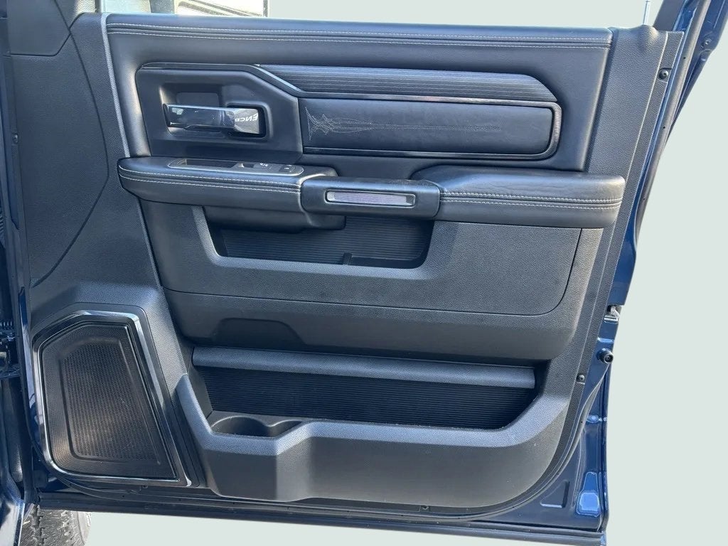 2024 RAM 2500 Limited Crew Cab 4x4 6'4' Box