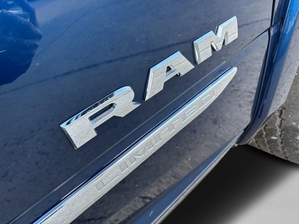 2024 RAM 2500 Limited Crew Cab 4x4 6'4' Box