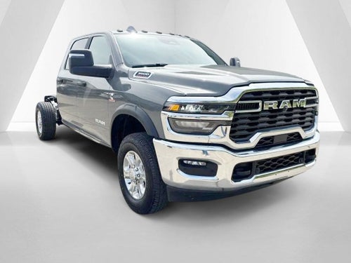 2026 RAM Ram 3500 Chassis Cab RAM 3500 BIG HORN CREW CAB CHASSIS 4X4 60' CA