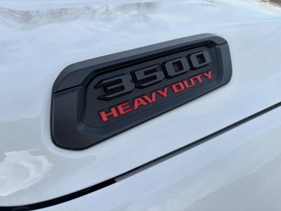 2026 RAM Ram 3500 Chassis Cab RAM 3500 TRADESMAN CHASSIS REGULAR CAB 4X4 84' CA