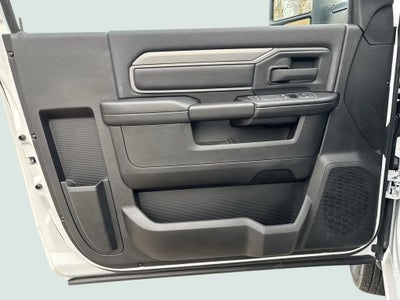 2026 RAM Ram 3500 Chassis Cab RAM 3500 TRADESMAN CHASSIS REGULAR CAB 4X4 84' CA