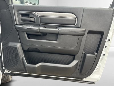 2026 RAM Ram 3500 Chassis Cab RAM 3500 TRADESMAN CHASSIS REGULAR CAB 4X4 84' CA