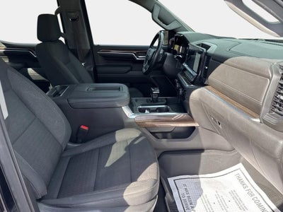 2022 Chevrolet Silverado 1500 4WD Crew Cab Short Bed RST