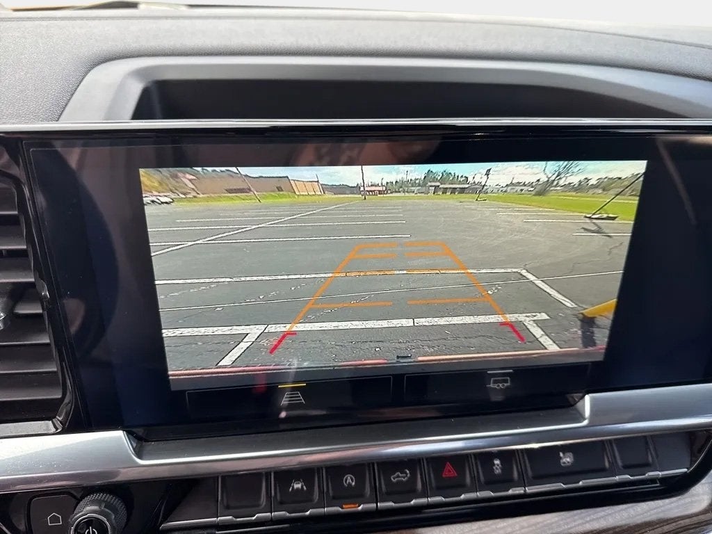 2022 Chevrolet Silverado 1500 4WD Crew Cab Short Bed RST