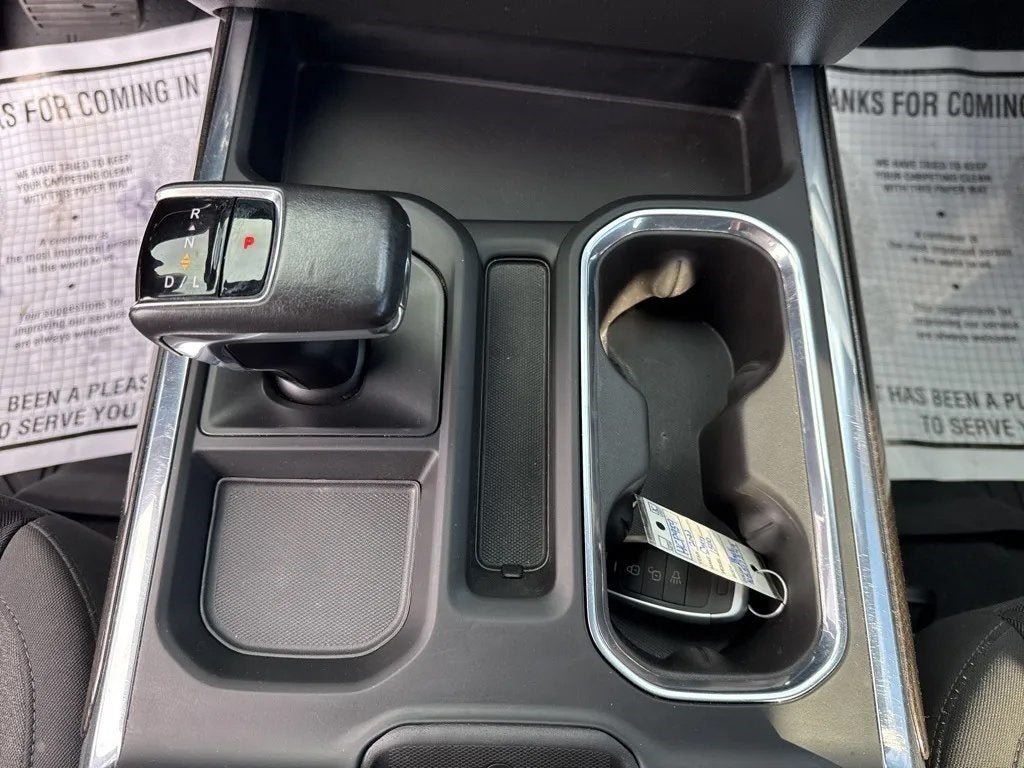 2022 Chevrolet Silverado 1500 4WD Crew Cab Short Bed RST