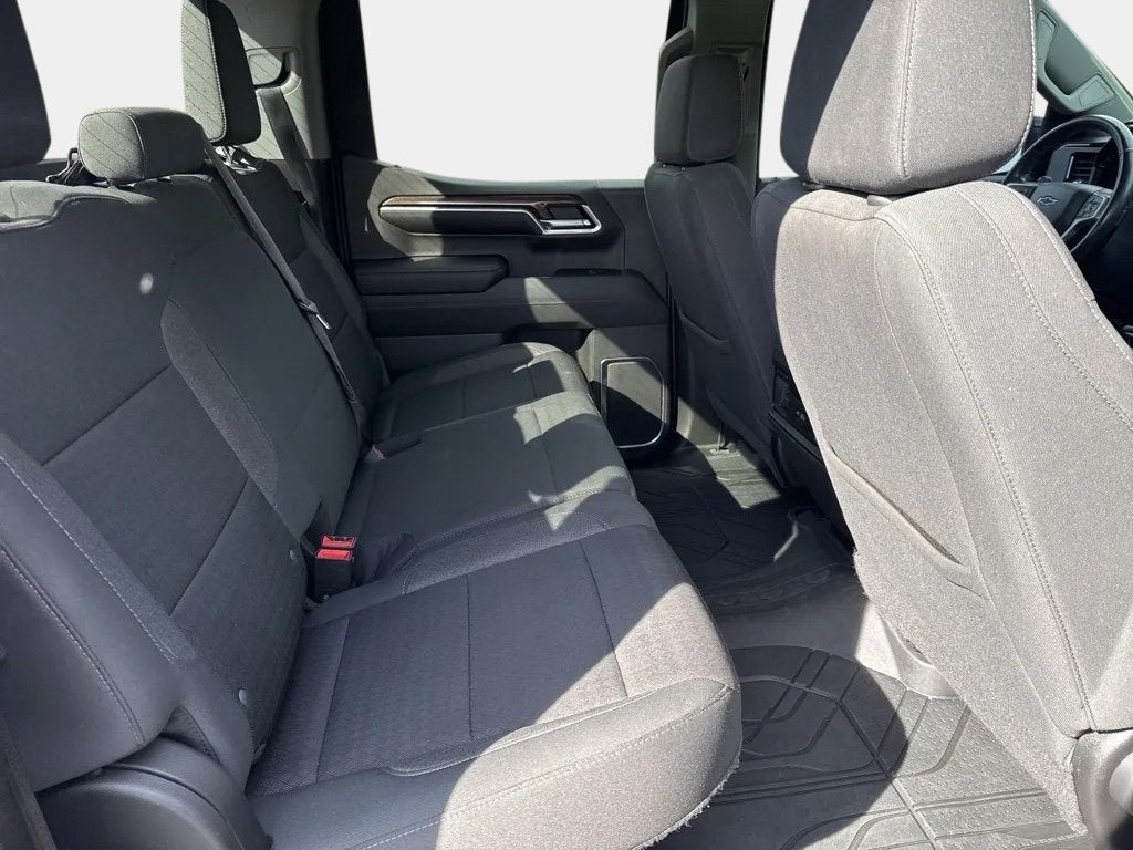 2022 Chevrolet Silverado 1500 4WD Crew Cab Short Bed RST