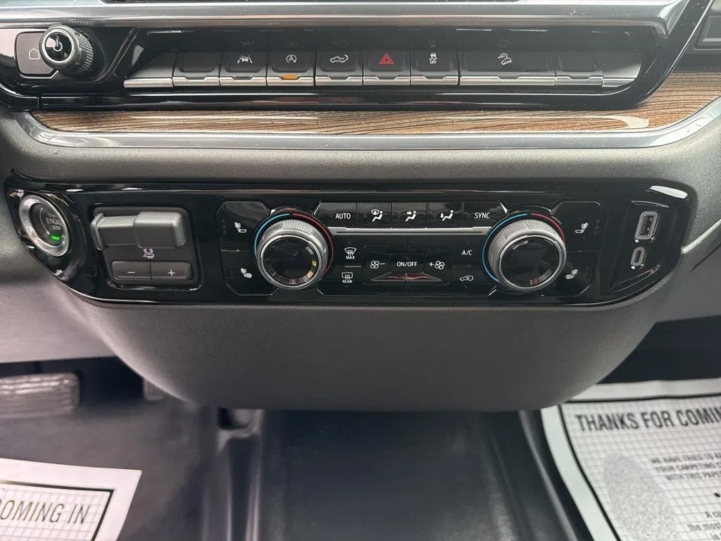 2023 Chevrolet Silverado 1500 4WD Crew Cab Short Bed RST