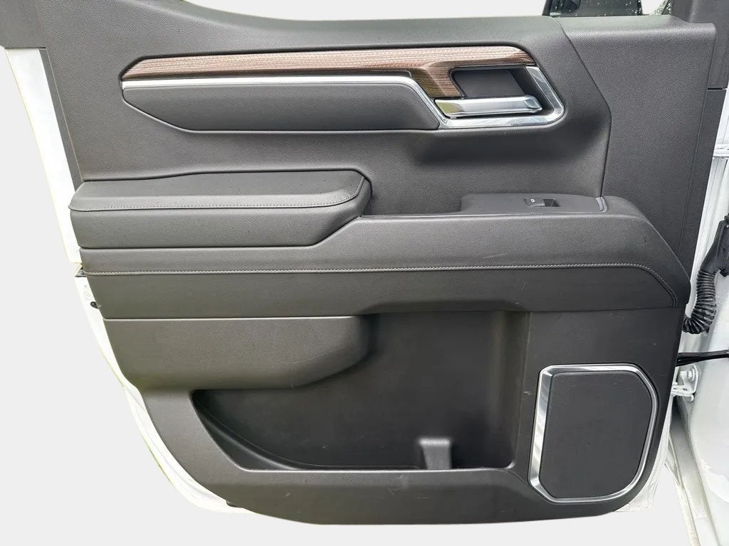 2023 Chevrolet Silverado 1500 4WD Crew Cab Short Bed RST