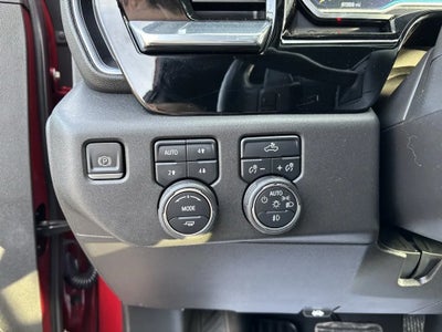 2022 Chevrolet Silverado 1500 4WD Crew Cab Short Bed RST