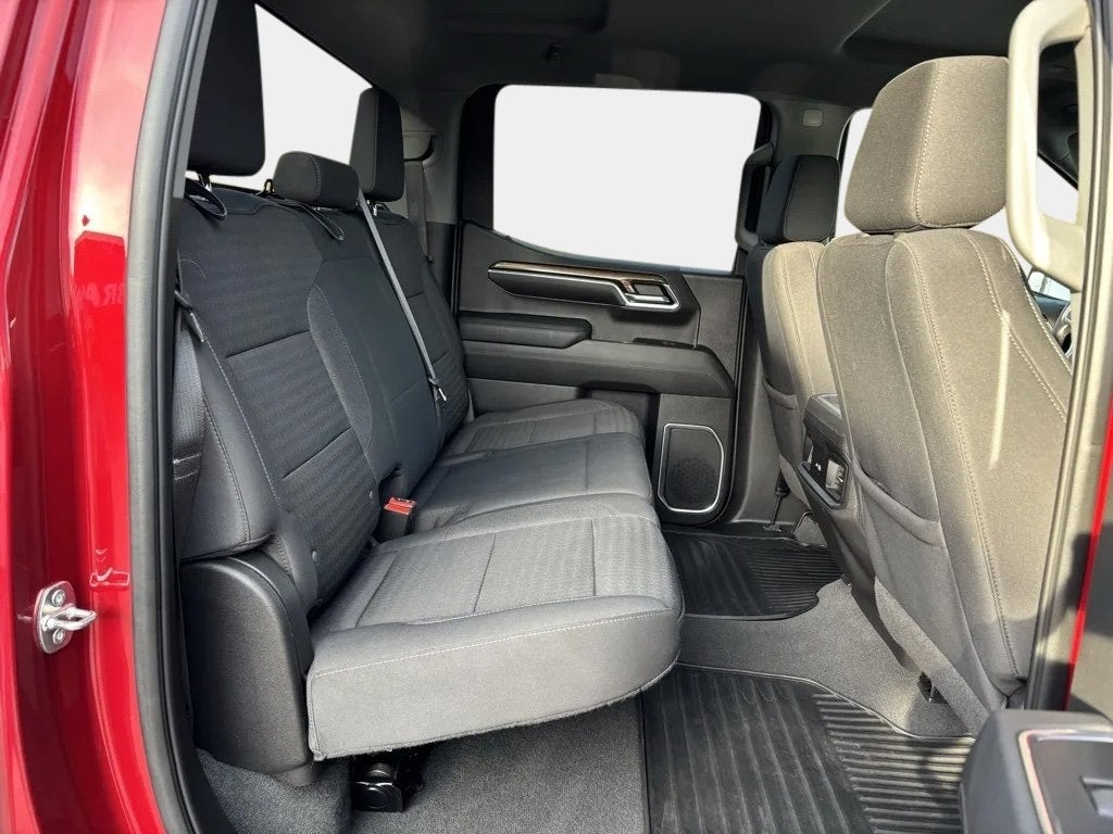 2022 Chevrolet Silverado 1500 4WD Crew Cab Short Bed RST