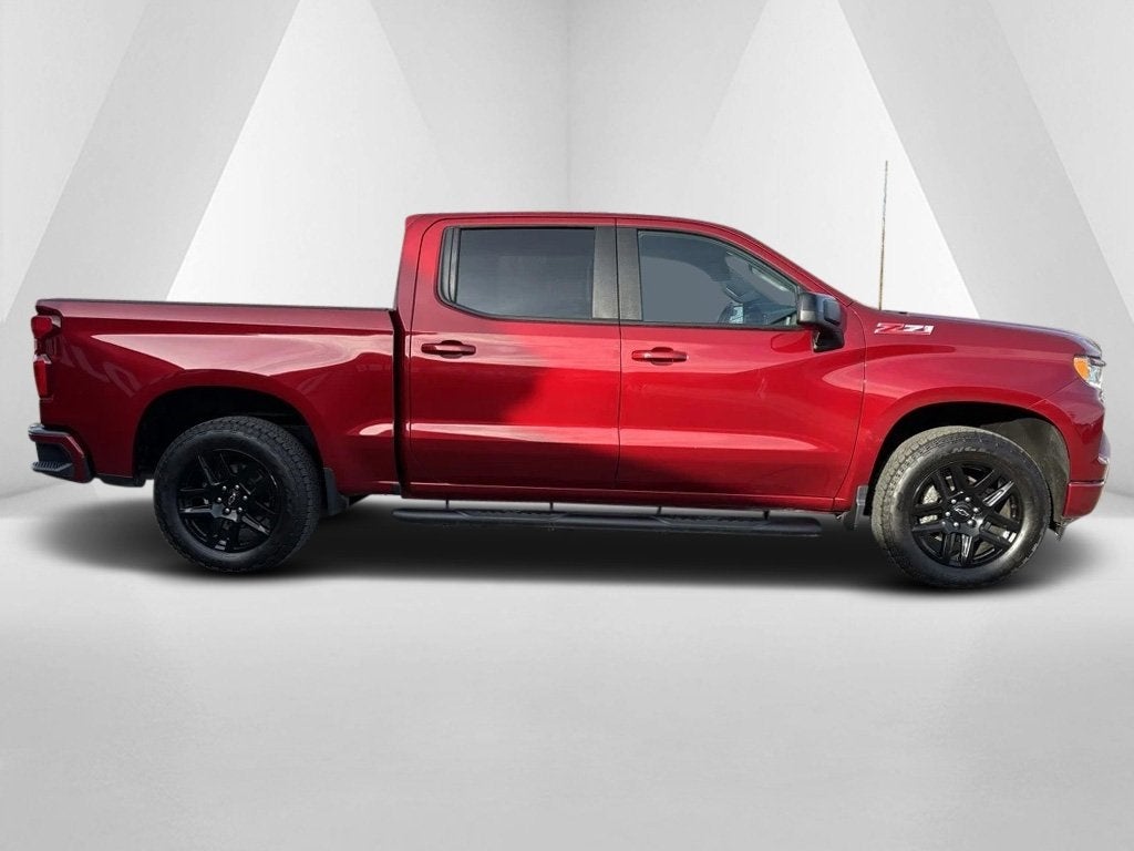 2022 Chevrolet Silverado 1500 4WD Crew Cab Short Bed RST