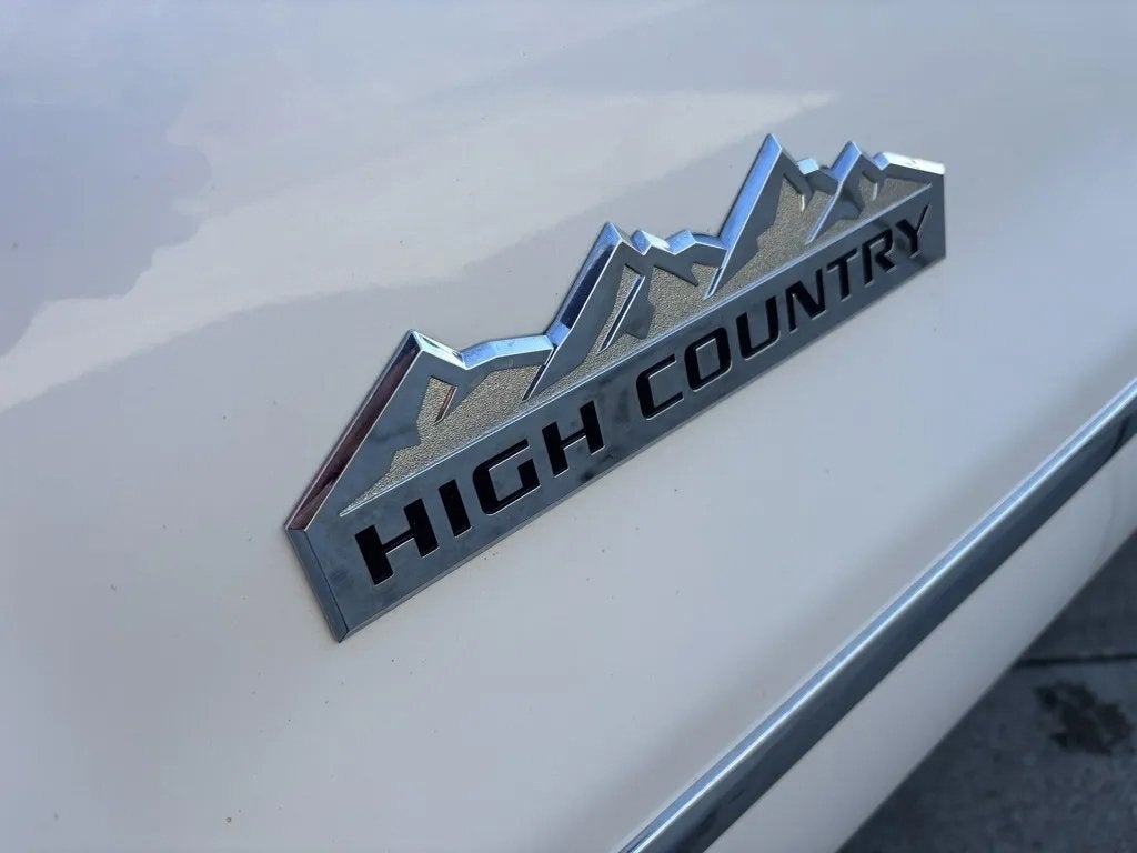 2017 Chevrolet Silverado 1500 High Country