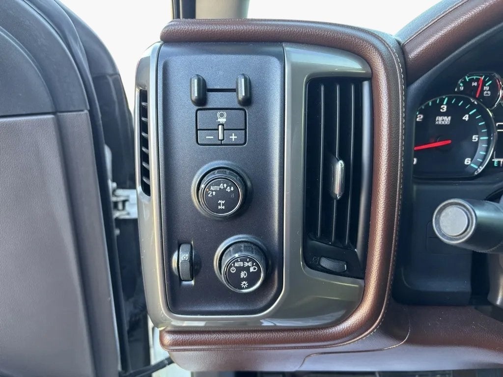 2017 Chevrolet Silverado 1500 High Country