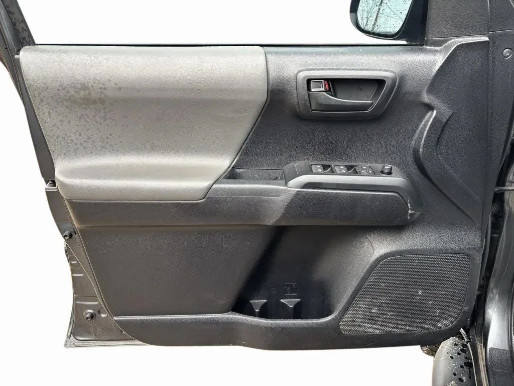 2020 Toyota Tacoma SR V6