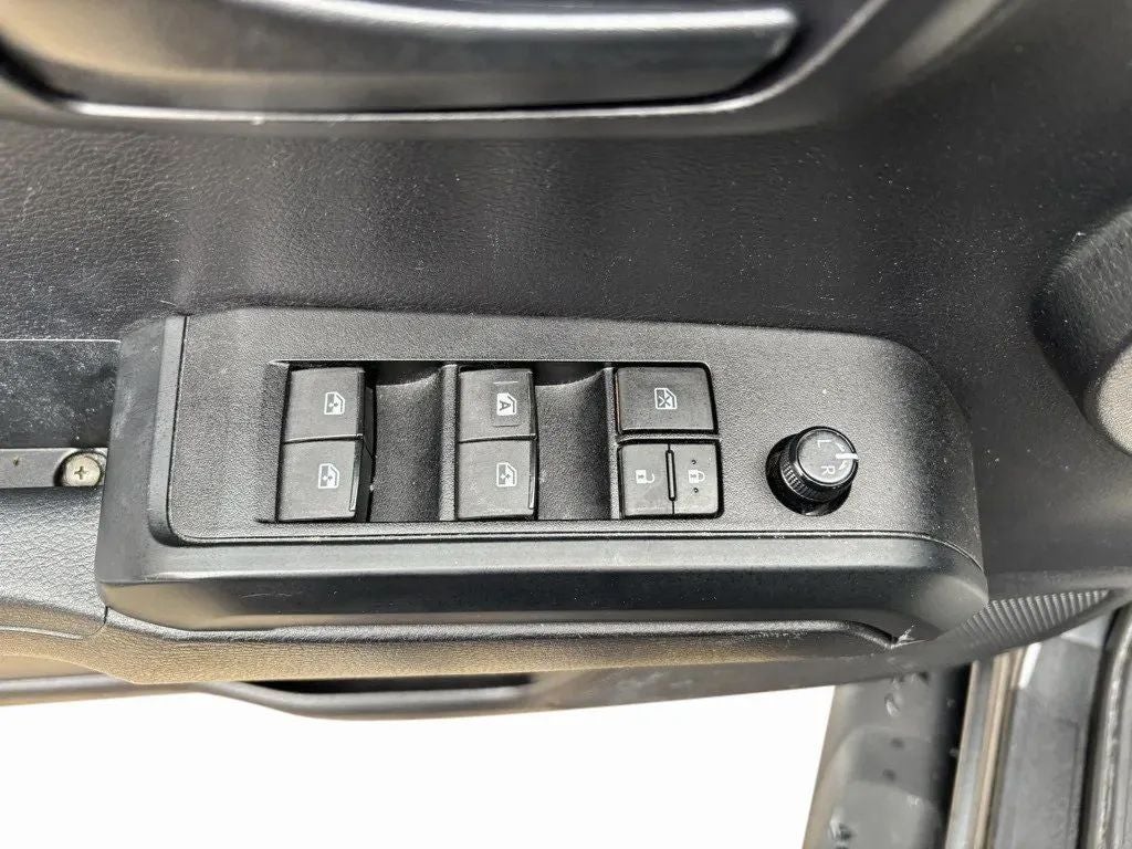 2020 Toyota Tacoma SR V6