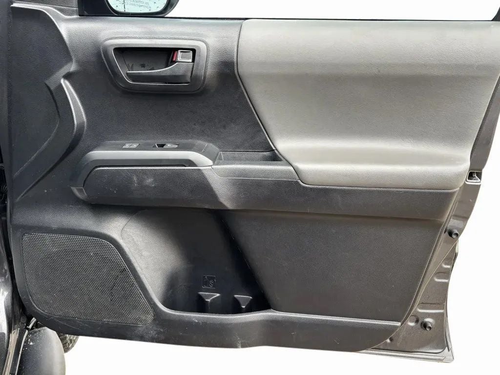 2020 Toyota Tacoma SR V6