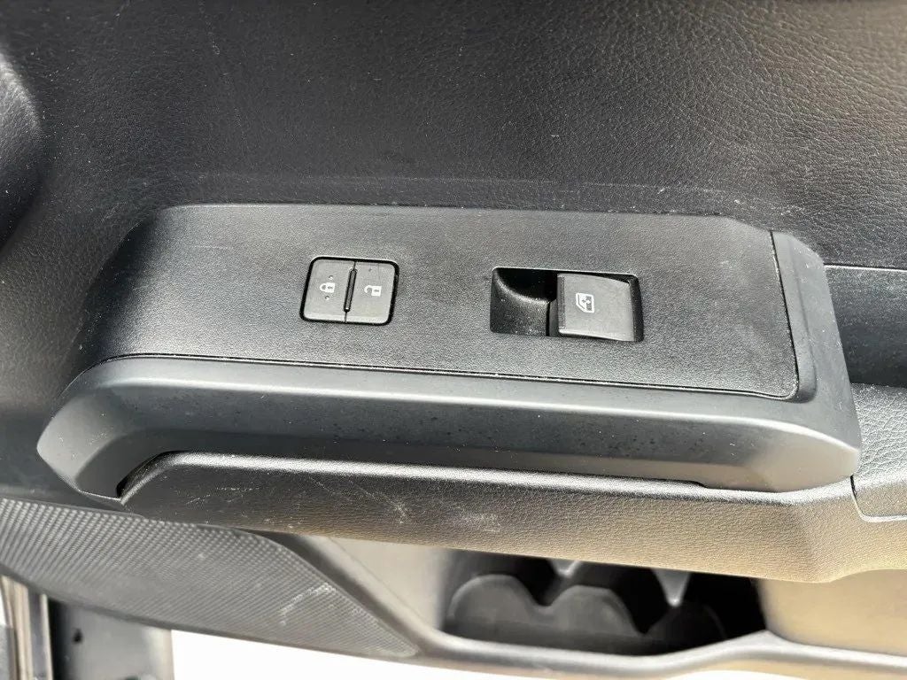 2020 Toyota Tacoma SR V6